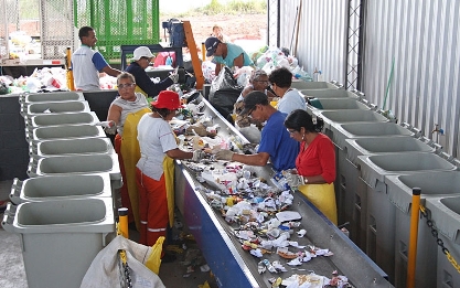 No Brasil, menos de 2% dos resíduos sólidos urbanos são reciclados