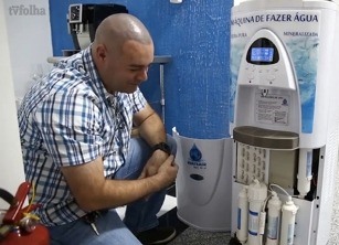 Engenheiro paulista cria máquina que produz água a partir do ar